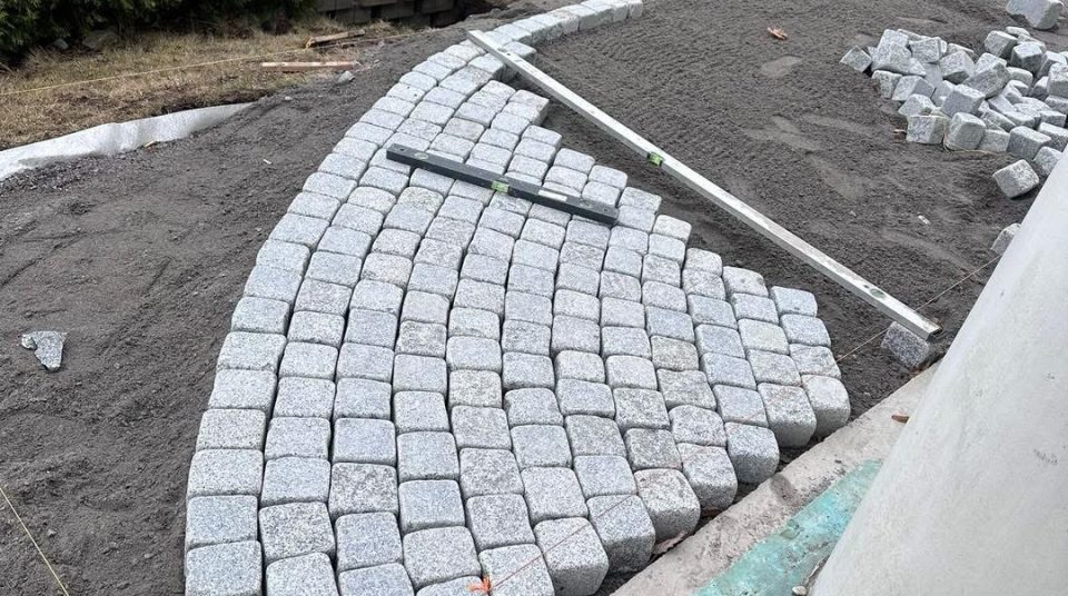 Trädgårdsarbete-projekt i Huddinge