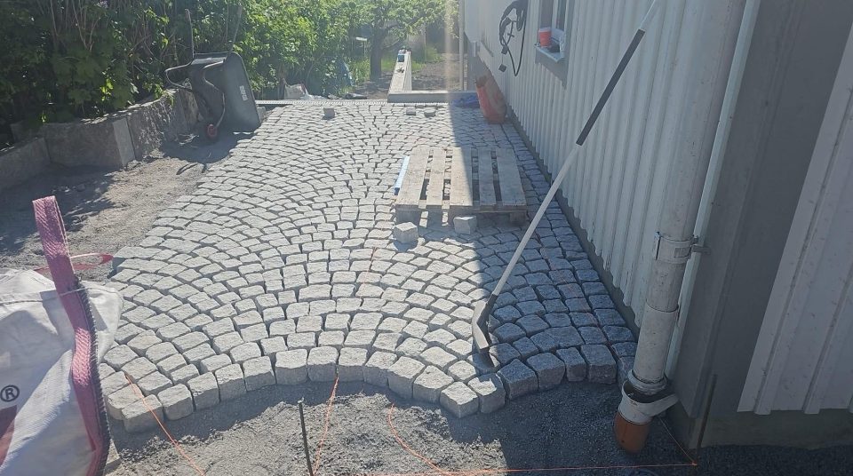 Trädgårdsarbete-projekt i Huddinge